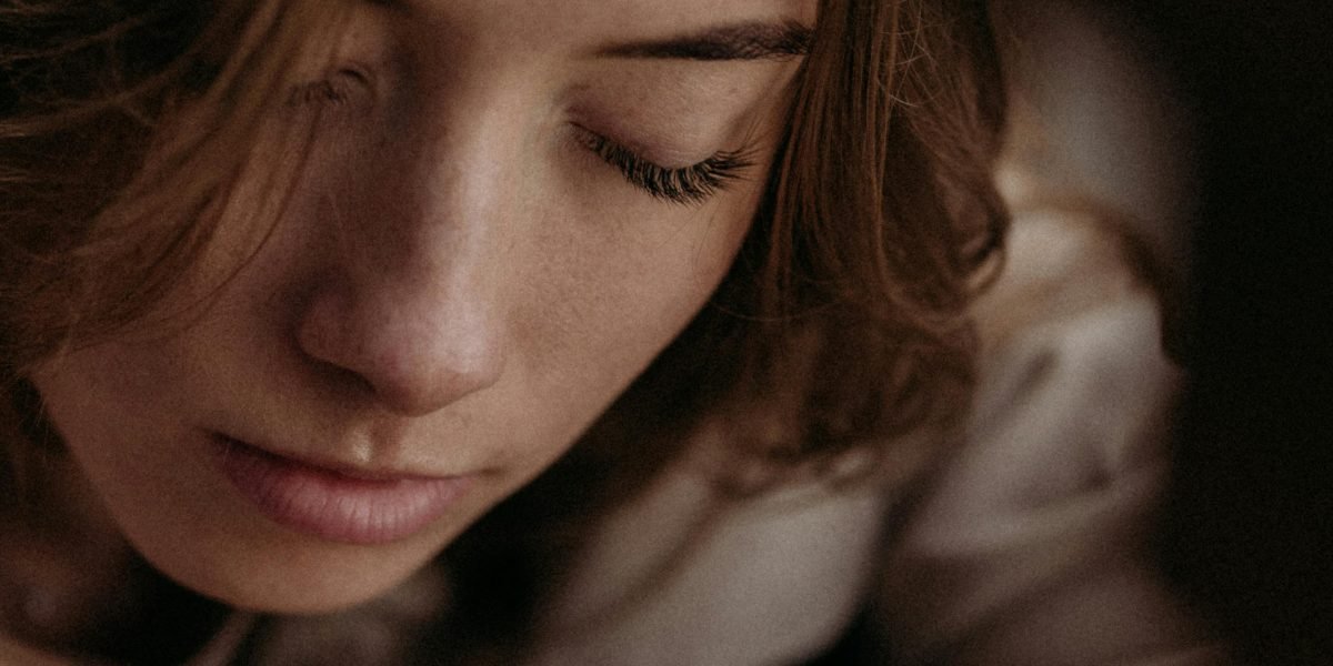 Panic Attack Symptoms What They Feel Like and What Causes Them