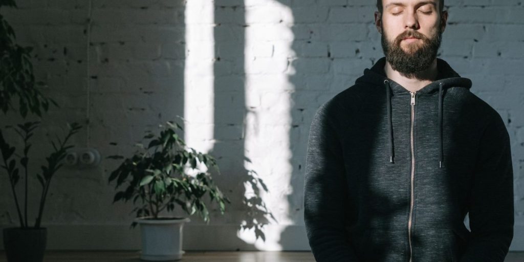 9 Practical Methods to Stop Crying When Anxiety Strikes
